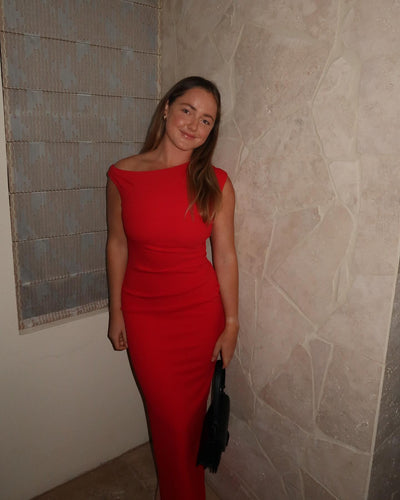 Lilah – Robe longue sculptante au charme irrésistible
