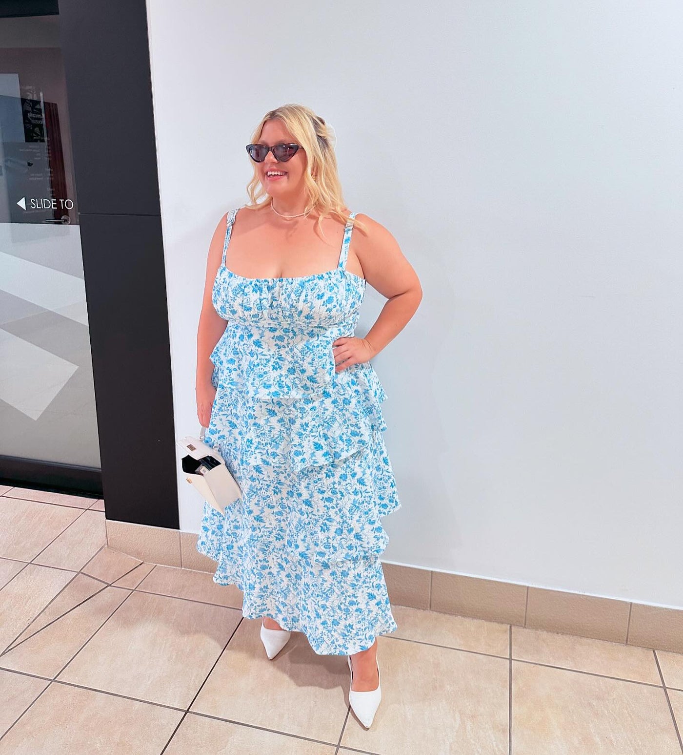 Isadora – Robe maxi fleurie en douceur pêche