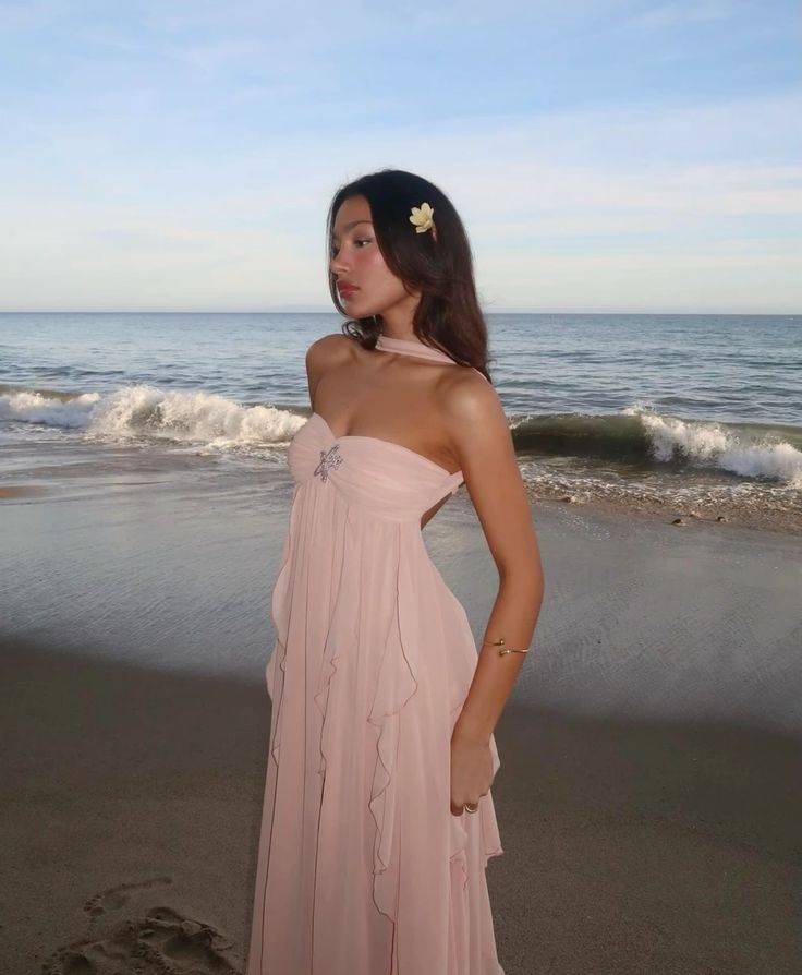 Collins - Robe maxi sans bretelles à volants