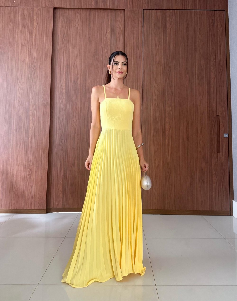 Kimberly - Robe longue plissée à fines bretelles
