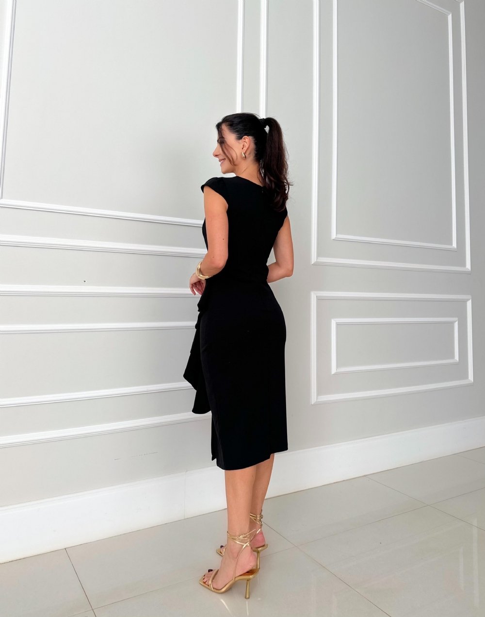 Widiane - Robe midi élégante à volants asymétriques