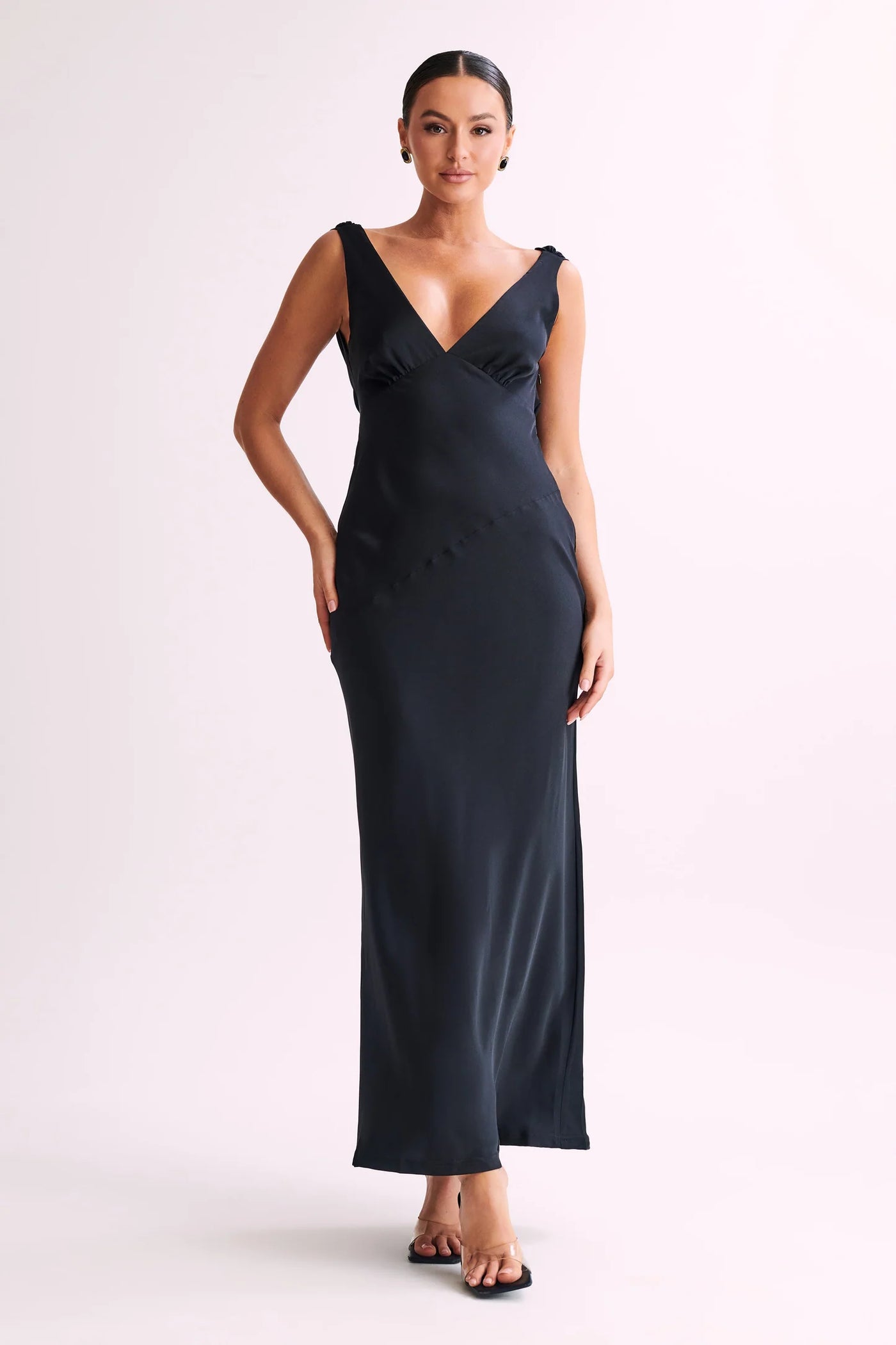 Nadia - Robe Longue Satinée à Dos Drapé