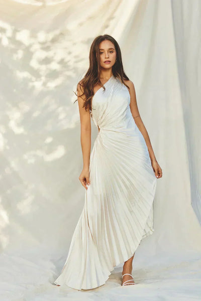 Sylviana – Robe Midi Plissée à Épaule Dénudée