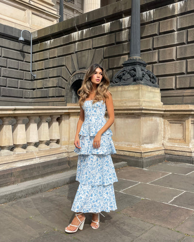 Isadora – Robe maxi fleurie en douceur pêche