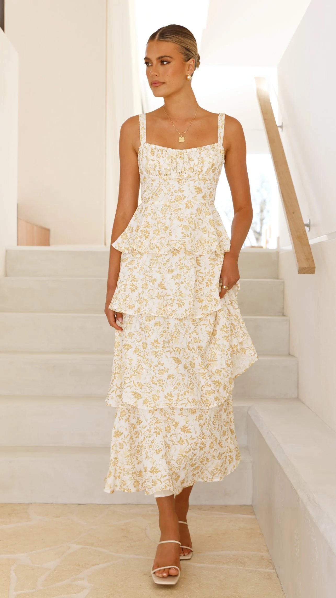 Isadora – Robe maxi fleurie en douceur pêche