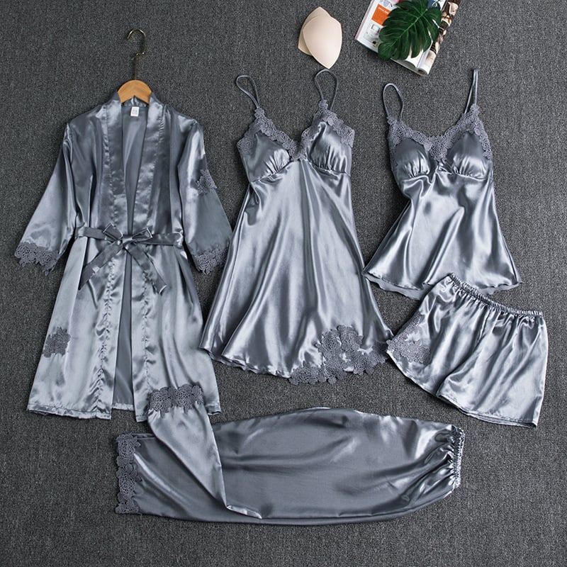 Naomi – Ensemble nuisette 5 pièces en satin glacé