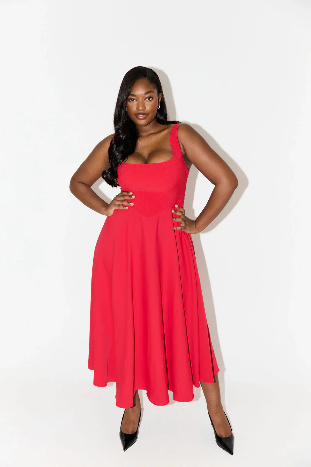 Doris – Robe à encolure carrée