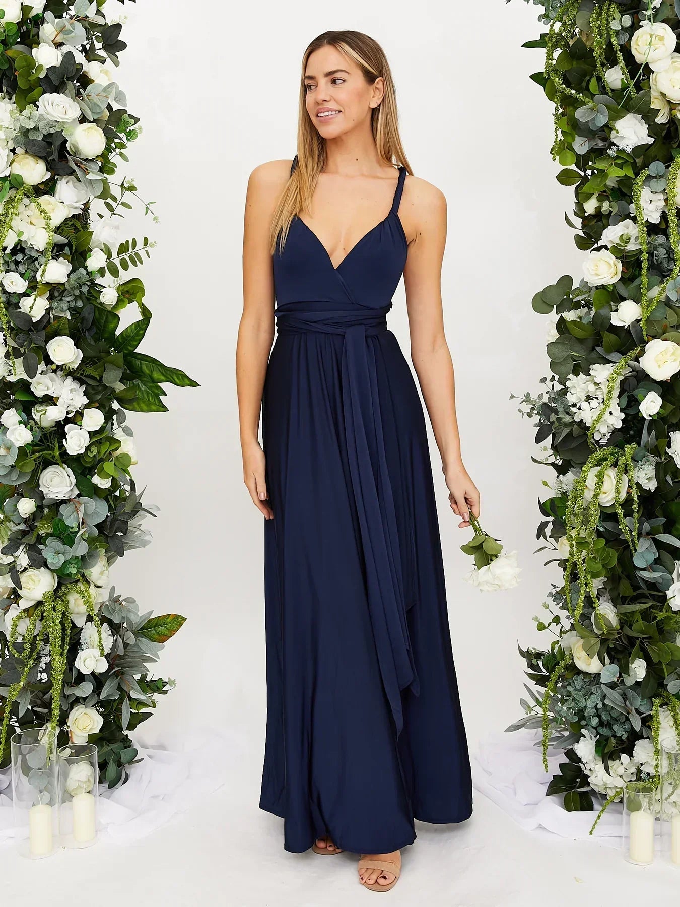 Nicole Mae – Robe élégante multiportée