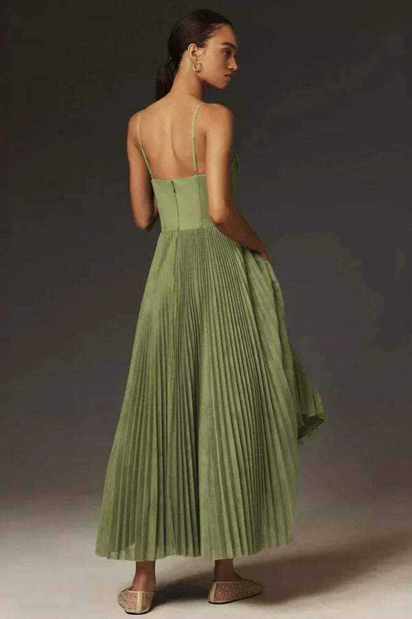 Adèle – Robe Mouvement raffiné et charme classique