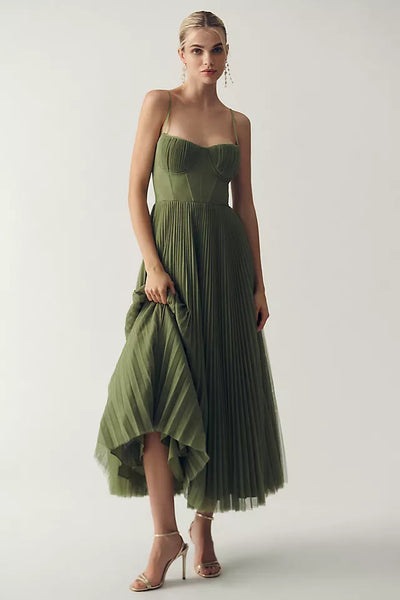 Adèle – Robe Mouvement raffiné et charme classique