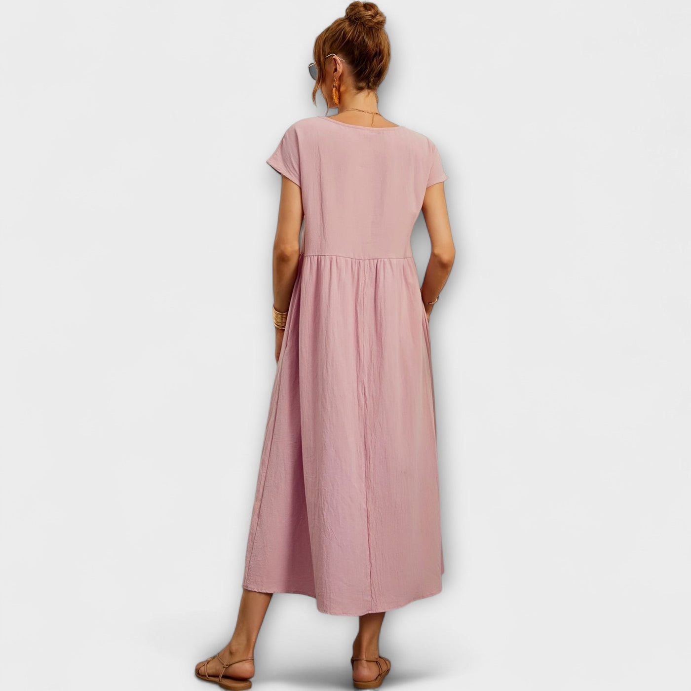 Magnolia – Élégante robe féminine au charme intemporel