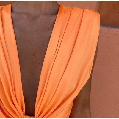 Isabelle – Robe de Soirée à Décolleté Plongeant