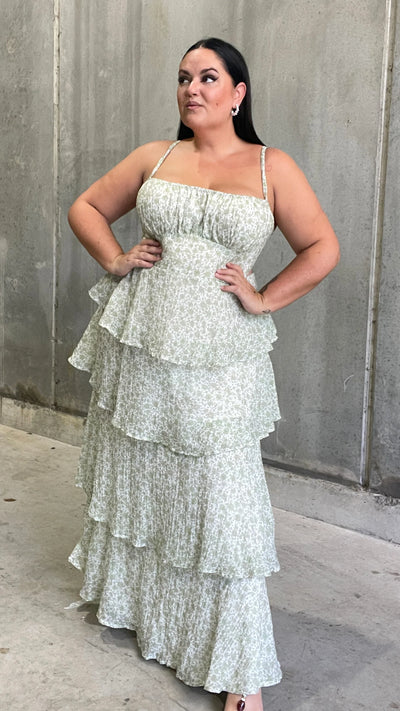 Isadora – Robe maxi fleurie en douceur pêche