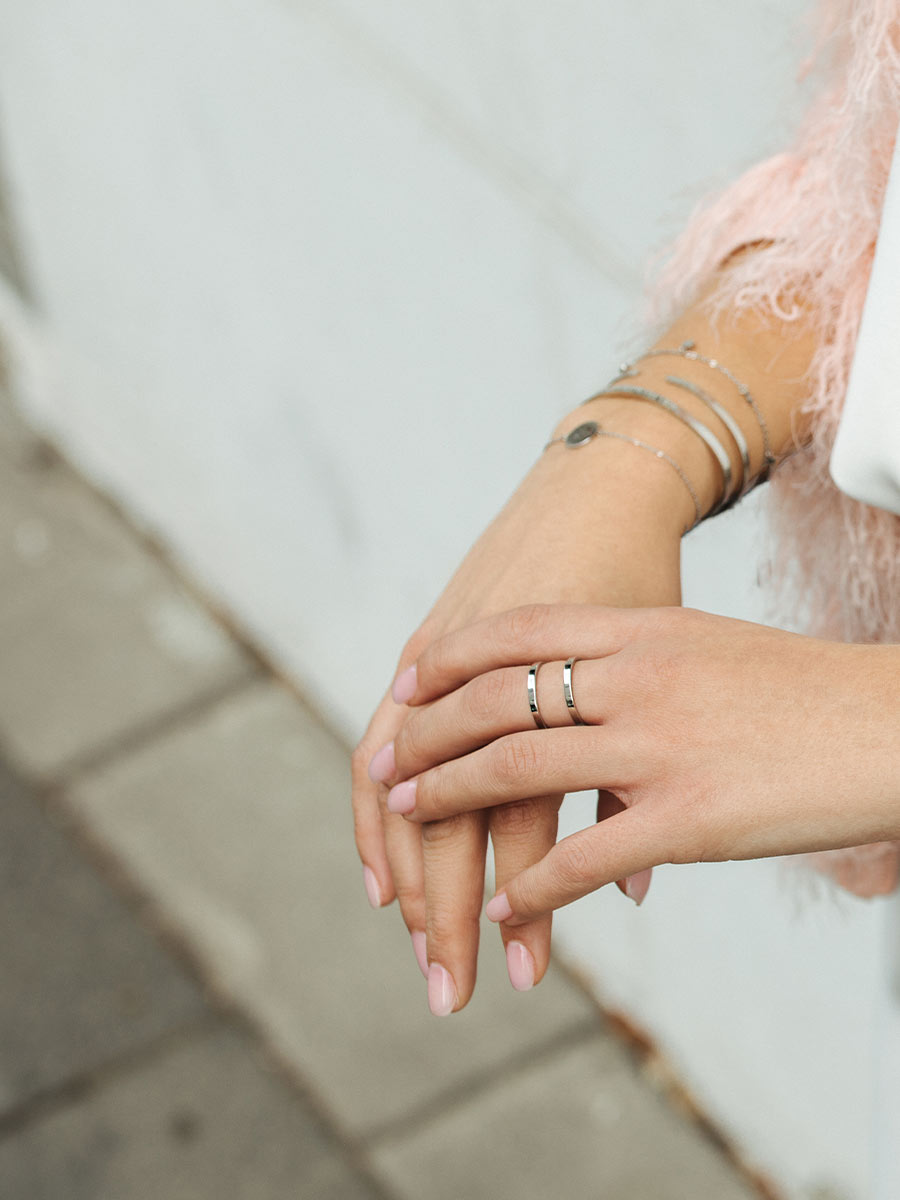 Double Ring – Bague moderne à deux anneaux