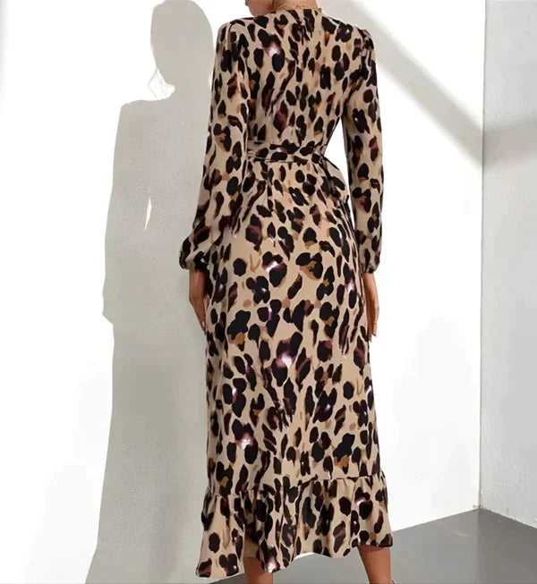 Lisandra – Robe Élégante à Encolure en V