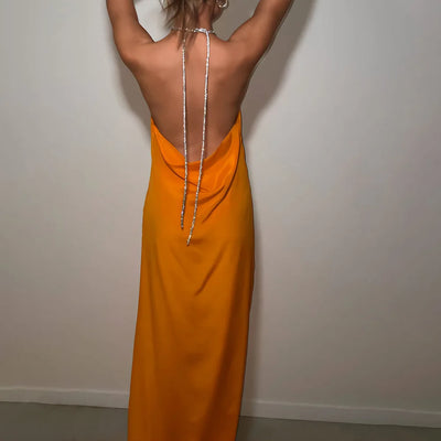 Lior - Robe Halter Satinée & Liberté Sensuelle