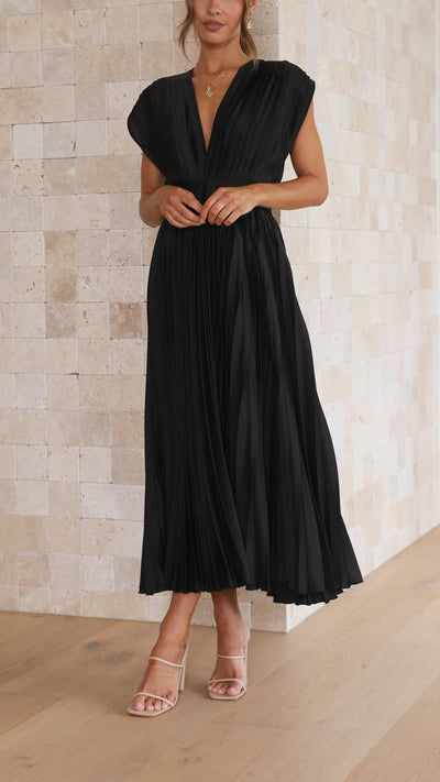 Alexis – Robe Élégante Plissée