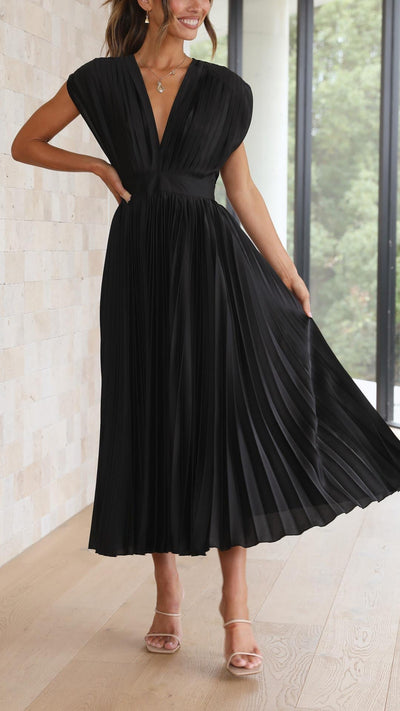 Alexis – Robe Élégante Plissée