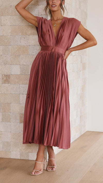 Alexis – Robe Élégante Plissée