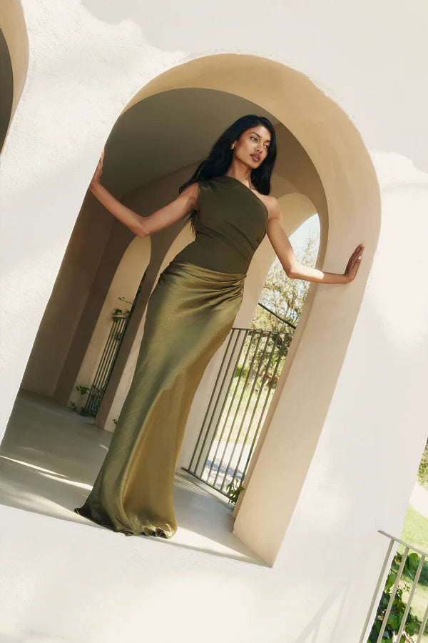 Ginette - Robe Longue Plissée à Une Épaule