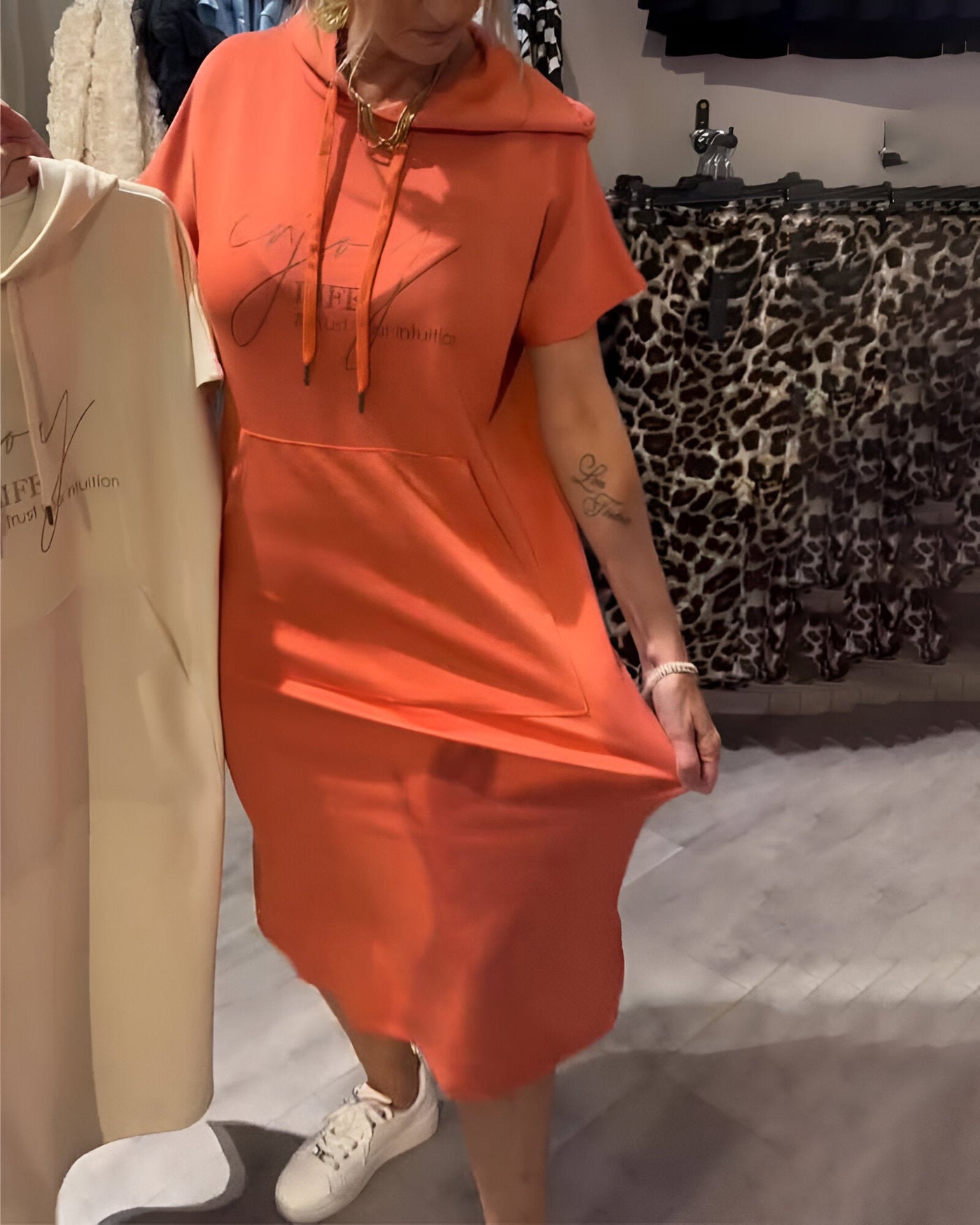 Inge – Robe à capuchon décontractée