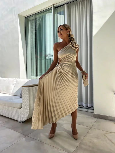 Lizbeth – Robe à épaules fleuries