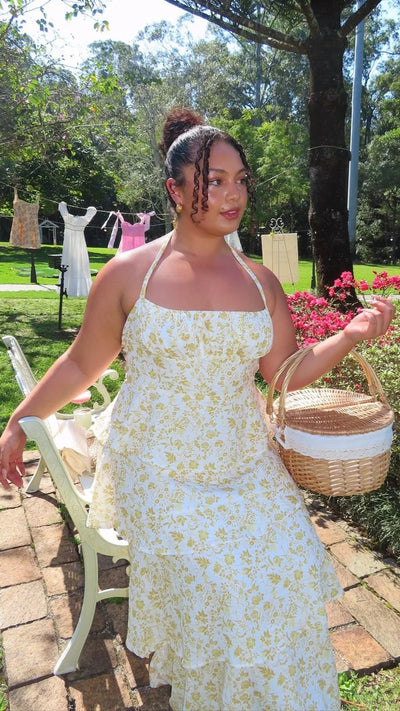 Isadora – Robe maxi fleurie en douceur pêche