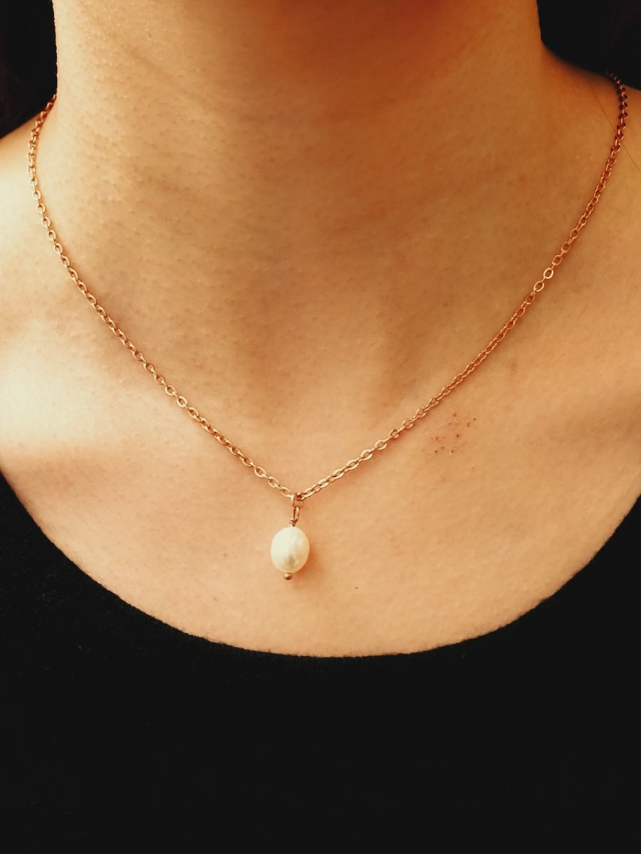 Simple Pearl Pendant – Collier avec Pendentif Perle